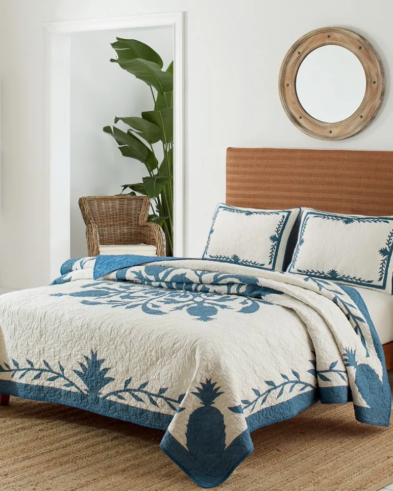 Aloha Pineapple King Quilt
