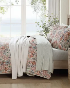 Ikat Tropics Reversible 3-Piece King Quilt Set